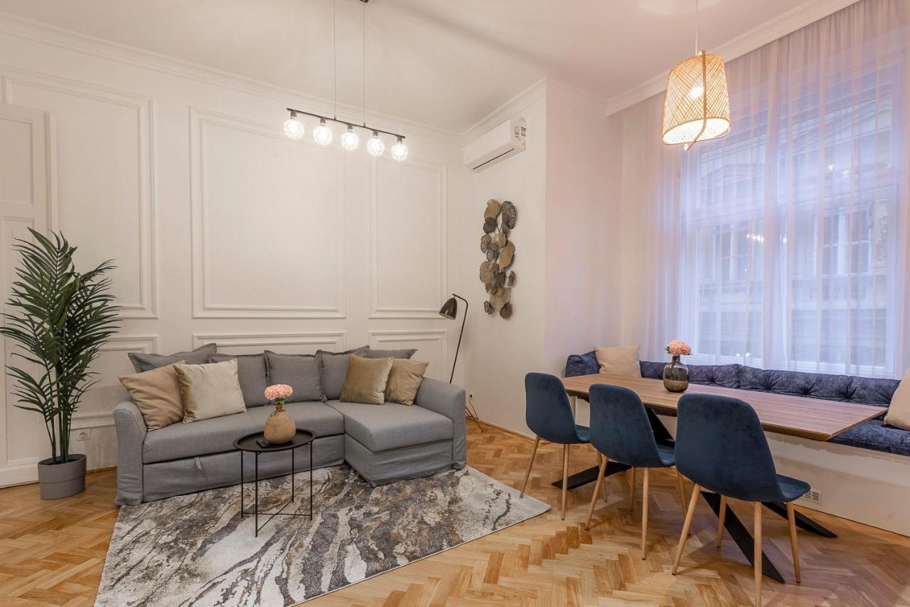 Glamorous Modern Apartment In The Hearth Of Budapest Exterior foto